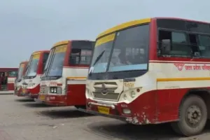 लखीमपुर खीरी : शाम होते ही कई रूट पर बंद हो जाता है रोडवेज बस संचालन