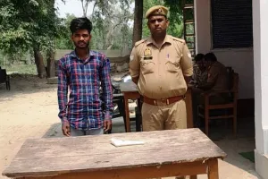 लखीमपुर खीरी: मेड़ के विवाद में पिता-पुत्र ने फायरिंग कर फैलाई दहशत...बेटा गिरफ्तार