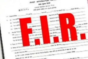 रामपुर: प्रधान और उसके साथी FIR, घर में घुसकर मारपीट और धमकाने पर फंसे!