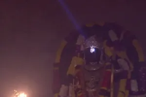 रामनवमी: राम जन्मभूमि मंदिर में किया गया राम लला का ‘सूर्य तिलक’, अलर्ट मोड पर अयोध्या पुलिस 