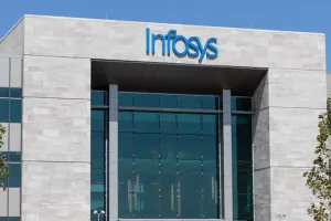 Infosys को लगा झटका: चौथी तिमाही के मुनाफे में 11.7 फीसदी की गिरावट, पिछले साल से 936 करोड़ कम हुई कमाई