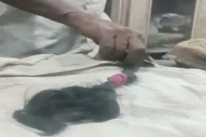 हरदोई: बांके से पत्नी की चोटी काट कर फरार हुआ पति, ससुर की शिकायत पर केस दर्ज