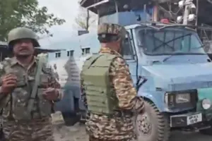 जम्मू कश्मीर: पहलगाम में पर्यटकों पर आतंकियों ने की गोलीबारी, 5 पर्यटक घायल, सुरक्षाबलों ने चलाया सर्च ऑपरेशन