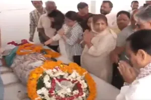 Pahalgam Attack: पहलगाम हमले में मारे गए नीरज उधवानी को सीएम भजनलाल और अशोक गहलोत ने दी श्रद्धांजलि