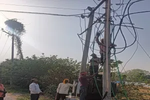 अयोध्या: भीषण गर्मी में विद्युत कटौती से उपभोक्ता परेशान