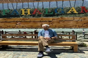 'चलिए जी, कश्मीर चलें'... अभिनेता अतुल कुलकर्णी पहुंचे पहलगाम, लोगों से भी जाने की अपील