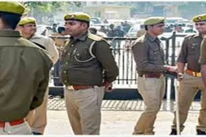 Waqf Bill: वक्फ संशोधन बिल के बाद आज पहला जुमा, UP में बढ़ाई गई सुरक्षा, चप्पे-चप्पे पर पुलिस का पहरा