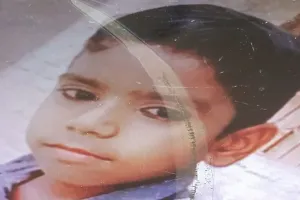 हरदोई: इकलौते लाल की मौत से हर कोई बेहाल, नहीं थम रहें आंसू, सड़क हादसे में छात्र की मौत