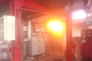 कन्नाैज में कोल्ड स्टोरेज में शार्ट सर्किट से लगी आग: धुआं उठता देख मचा हड़कंप, कर्मचारियों ने पाया काबू