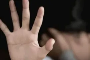 हमीरपुर में जबरन शादी का दबाव बनाने पर चार पर मुकदमा दर्ज: पीड़िता बोली- अवैध तमंचा दिखाकर जान से मारने की दी धमकी