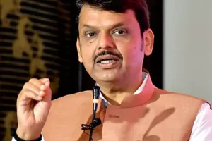 CM देवेंद्र फडणवीस को बॉम्बे हाई कोर्ट का नोटिस जारी, चुनाव के दौरान खामियों और भ्रष्ट आचरण का आरोप