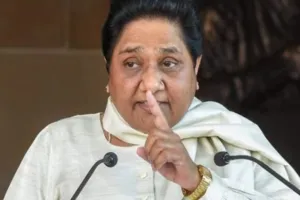 'पोस्टरबाजी और बयानबाजी की आड़ में घिनौनी राजनीति बर्दाश्त नहीं', पहलगाम हमले पर साथ आए सभी पार्टियां- मायावती 