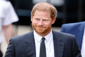 सुरक्षा वापस लिए जाने के ब्रिटिश सरकार के फैसले के खिलाफ अदालत पहुंचे प्रिंस हैरी, जानिए पूरा मामला
