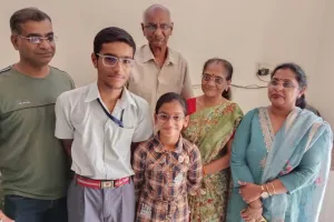 CISCE 2025 का रिजल्ट घोषित: कानपुर के स्पर्श सक्सेना ने 99.8% अंक हासिल कर शहर में किया टॉप, खुशी की लहर