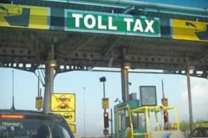 NHAI Toll Tax Hike: रात 12 बजे से हाईवे पर टोल टैक्स बढ़ा...वाहन चालकों को देना होगा अतिरिक्त चार्ज, यहां देखिए- पूरी लिस्ट