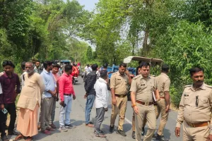 लखीमपुर खीरी: आमने-सामने से बाइकों को भिड़त, दो युवकों की मौत, दो महिलाएं घायल