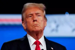 अमेरिका ने कंप्यूटर चिप-दवाओं की शुरू की जांच, शुल्क लगाने की तैयारी में नया कदम 