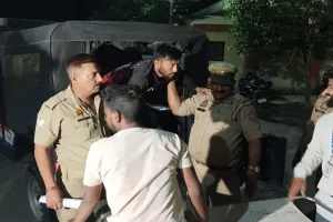 मुरादाबाद: रियल एस्टेट कारोबारी के घर लूट के दो और बदमाश मुठभेड़ में गिरफ्तार