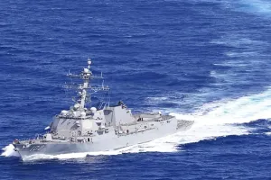 चीन ने ताइवान के पास के इलाकों में शुरू किया बड़ा सैन्य अभ्यास, दी कड़ी चेतावनी