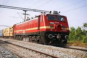 Bareilly: ट्रेन से सफर करने वाले ये खबर जरूर पढ़ लें...आठ ट्रेनें रेलवे ने कर दी हैं बहाल