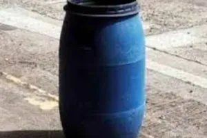 रामपुर: पति से बोली पत्नी...तुझे नीले ड्रम में कर दूंगी पैक ! जान बचाने की गुहार लगाने युवक पहुंचा थाने  