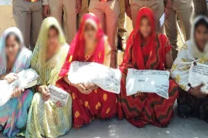 Ayodhya Crime News : रामनवमी मेले में चोरी व लूटपाट करने आई पांच महिलाएं गिरफ्तार 