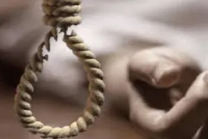 जौनपुर जेल में दहेज हत्या के आरोप में बंदी ने फंदा लगाकर दी जान, जेल प्रशासन में हड़कंप 