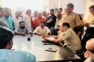 बदायूं: वीडियो बनाने से मना किया तो प्रधान पति ने प्रधानाध्यापक को पीट दिया...पिता-पुत्र पर रिपोर्ट