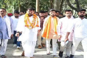 Gonda News : बृजभूषण ने वक्फ बिल का किया समर्थन, जनता के हित में बताया फैसला 