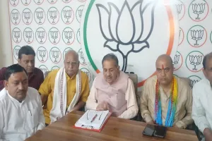 कासगंज: हैदराबाद के मियां को अपनी हवेलियां छिनने का डर...गरीबों में बंटेगी वक्फ की जमीन