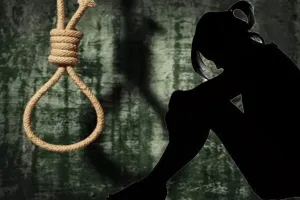 Bareilly: दूसरी औरतों के साथ रात गुजारता था अय्याश पति...आजिज आकर पत्नी ने दी जान