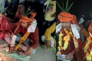 फर्रुखाबाद में मजहब की दीवार तोड़ इश्क के समंदर में डूबी मुस्लिम युवती, हिंदू युवक से रचाई शादी, घरवालों ने कहा ये...