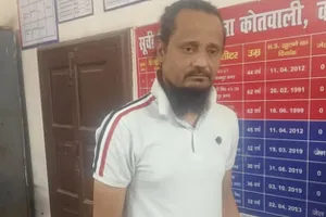 काली पैंट और सफेद शर्ट पहनकर कचहरी से फरार हुआ था बंदी: कानपुर पुलिस ने बारा जोड़ से पकड़ा, बोला- पत्नी ने मिलने के बहाने दिया था...