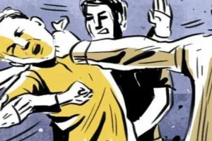 बदायूं: कमीशन विवाद में बुरी तरह भिड़ी दो एएनएम, विभागीय जांच शुरू