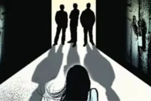 कासगंज में गैंगरेप, मंगेतर के साथ घूमने गई थी युवती...बंधक बनाकर की हैवानियत