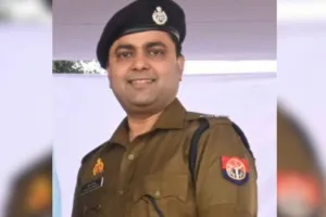 बरेली: ऑटो से पहुंचे एसपी सिटी, रंगदारी वसूली करने वालों को रंगे हाथ पकड़ा