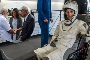 अंतरिक्ष से अद्भुत दिखता है भारत...अपने पिता की जन्मभूमि पर जरूर जाएंगी सुनीता विलियम्स