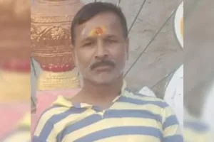 चित्रकूट में किसान ने फांसी लगाकर दी जान: परिजन बोले- कर्ज और आर्थिक तंगी से था परेशान, शव देखते ही चीख पड़ी पत्नी