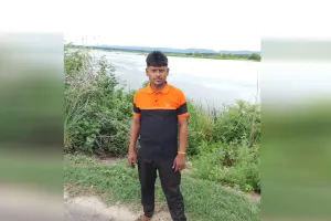 बिजनौर: संविदाकर्मी की करंट लगने से मौत, परिजनों का बिजली घर पर हंगामा