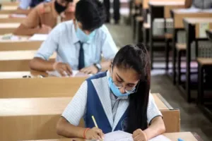 पंजाब: अमृतसर, पठानकोट समेत पांच सीमावर्ती जिलों में आज भी स्कूल बंद, ऑनलाइन हो रही क्लास