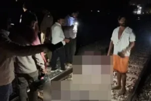 भदोहीः पहले की कोर्ट मैरिज फिर ट्रेन के आगे कूदा प्रेमी युगल, युवक की मौत, युवती गंभीर रूप से घायल