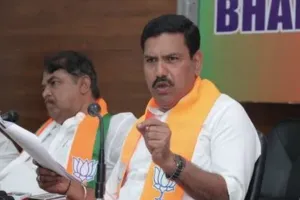 कर्नाटकः भाजपा अध्यक्ष ने लगाए कांग्रेस सरकार पर कई गंभीर आरोप, कहा- Congress लोकतांत्रिक व्यवस्था का घोंट रही गला