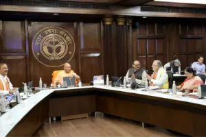 UP Cabinet Meeting: अडानी पावर लिमिटेड की बिजली से रौशन होगा UP, सरकार ने दी खरीद की मंजूरी, मंत्रिमंडल की बैठक में हुआ फैसला