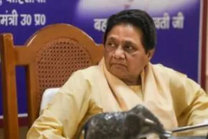 जातिवादी सोच से ग्रसित कुछ वकील, बाबा साहेब की प्रतिमा स्थापना का कर रहे विरोधः मायावती 