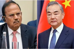 'भारत के लिए जंग विकल्प नहीं...' NSA अजीत डोभाल ने की चीन के विदेश मंत्री से बातचीत