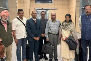 रूसः बाल-बाल बचा भारतीय सांसदों का डेलिगेशन, लैंडिंग से पहले हुआ ड्रोन अटैक