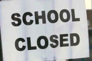 School Closed: भारत-पाकिस्तान तनाव के बीच बंद हुए स्कूल, जम्मू, पंजाब सहित इन राज्यों में 11 मई तक जारी हुआ अलर्ट