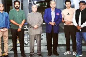 'आतंक के सामने चुप नहीं बैठेंगे', शशि थरूर के नेतृत्व वाला डेलीगेशन अमेरिका के लिए रवाना