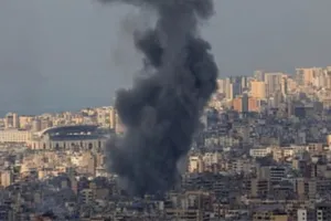 Israel Gaza News: अगर नहीं रुका इजराइल तो होगा भारी नुकसान, ब्रिटेन, फ्रांस और कनाडा ने दी प्रतिबंध लगाने की धमकी