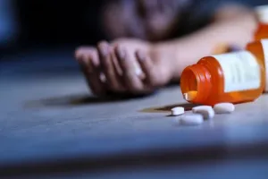 नैनीतालः पिता-पुत्री की विषपान से संदिग्ध मौत, अलग-अलग घरों में मिले शव